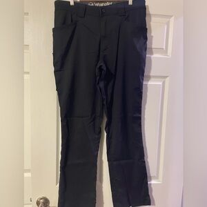 Wrangler Men’s Outdoor Series Nylon Outdoor Pant